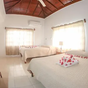 Van Villa Guesthouse Negril